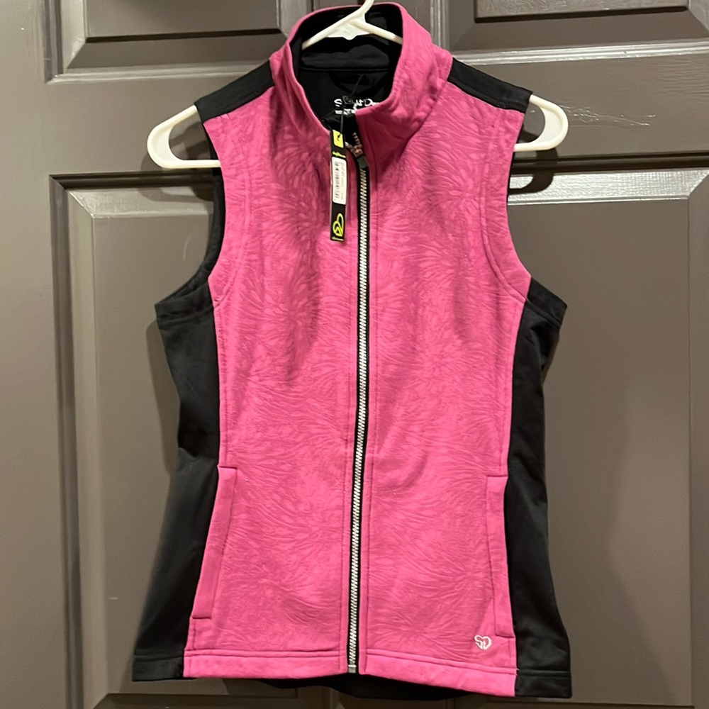 Brand new Straight Down vest. Has a flower pattern on it.